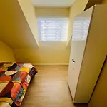 Casa Con Buena Conectividad En Talca